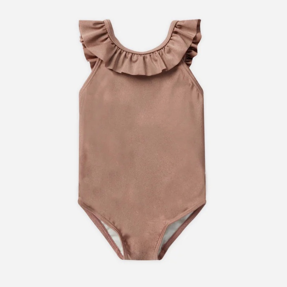 RYLEE + CRU
Arielle One-Piece Mulberry Shimmer 6-12M